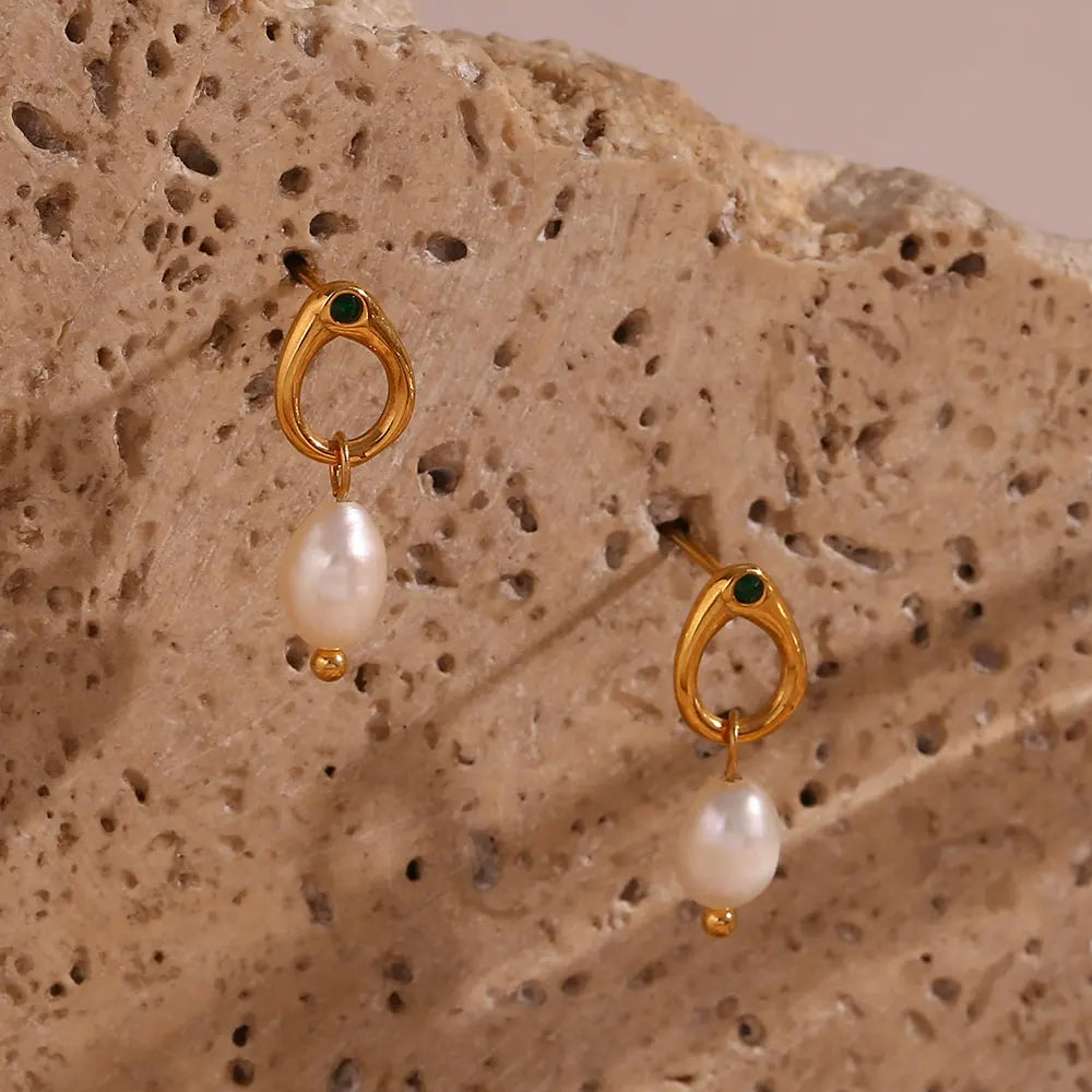 Brinco Pérola Esmeralda Banhado em Ouro 18K