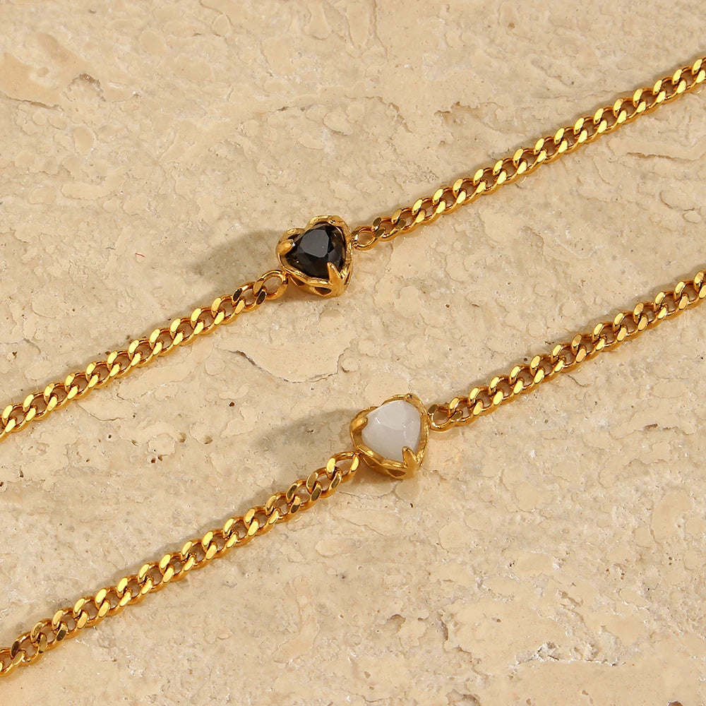 Pulseira Eternal Love Banhado em Ouro 18K Pulseira Eternal Love Banhado em Ouro 18K Azzura