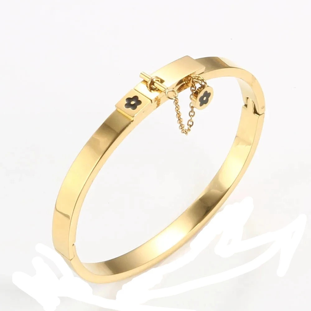 Bracelete Lucky Flower Banhado em Ouro 18K - Azzura