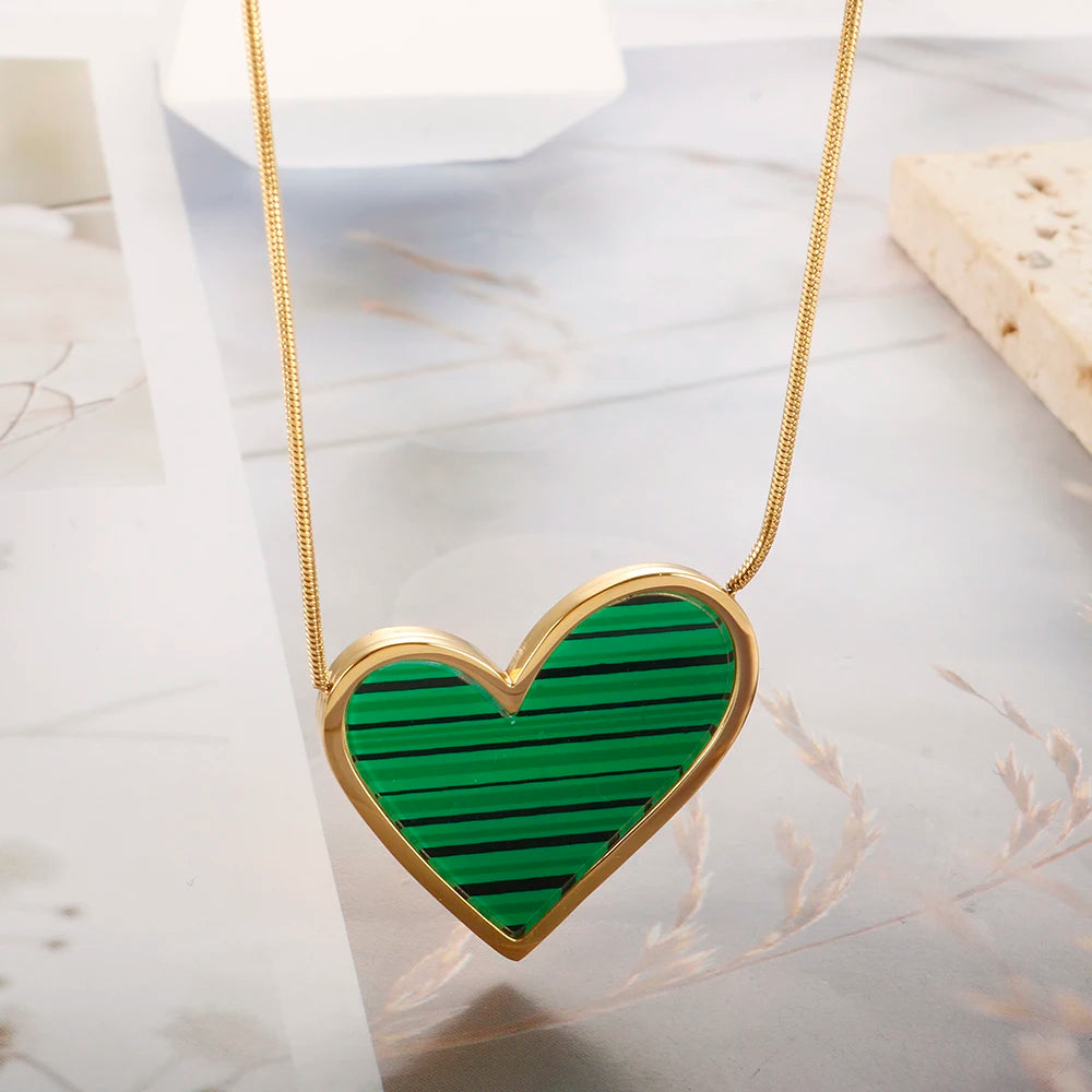 Moda de aço inoxidável grande em forma coração pavão verde pingente colar para as mulheres preto pêssego coração charme corrente jóias presente 206101513 